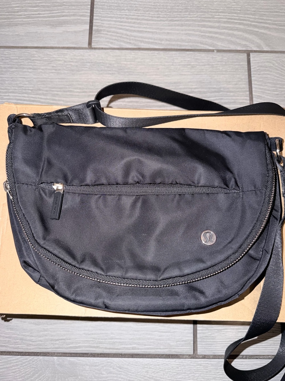 lululemon athletica Black Nylon Messenger Crossbody Bag